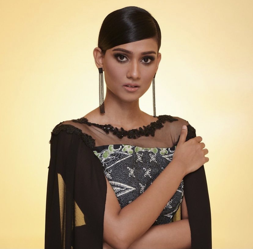 Diprotes Netizen Indonesia Karena Sebut Batik dari Negaranya, Miss World Malaysia 2021 Minta Maaf